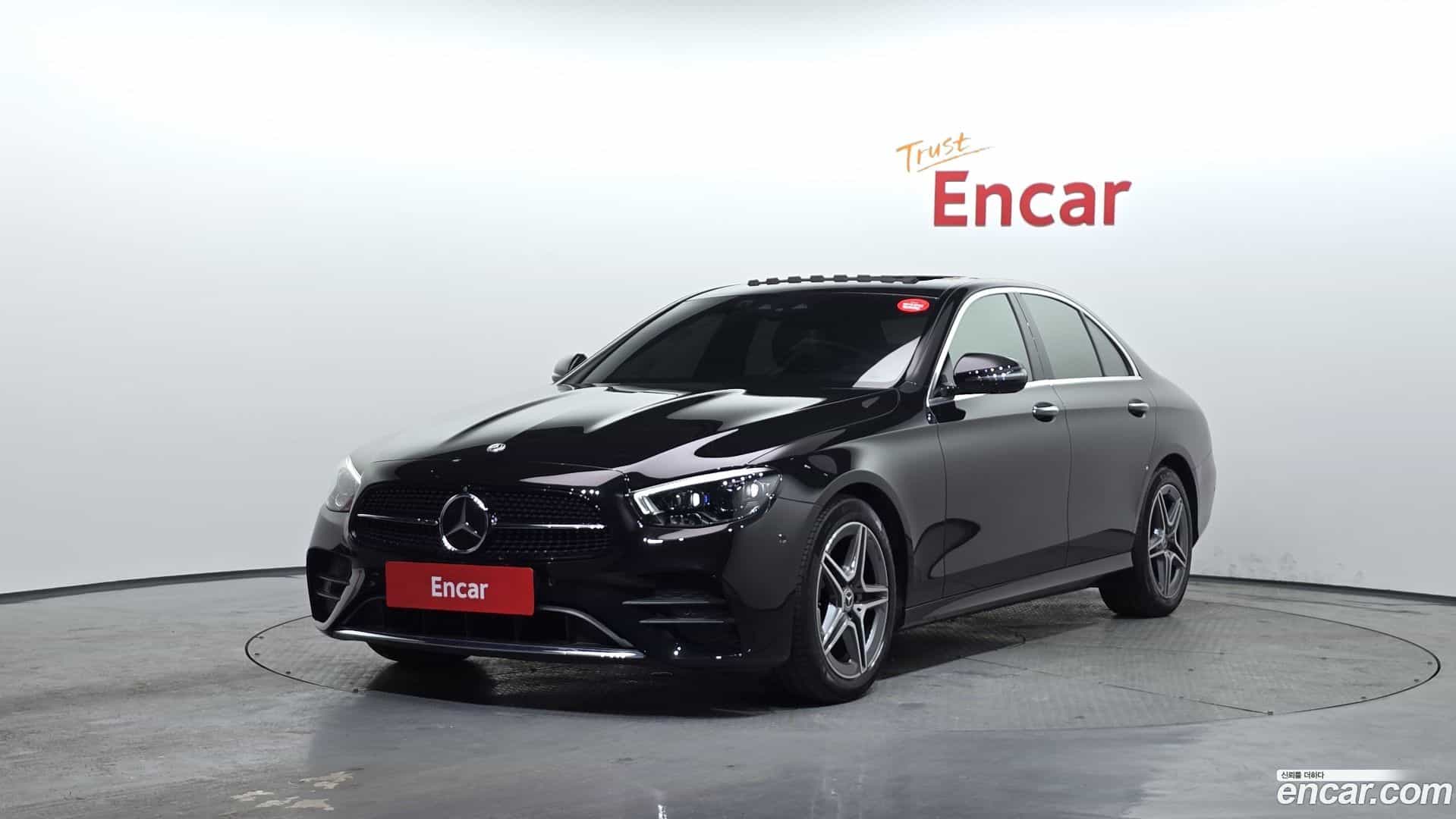 E-Class Mercedes-Benz 2022.11-OUTER-001