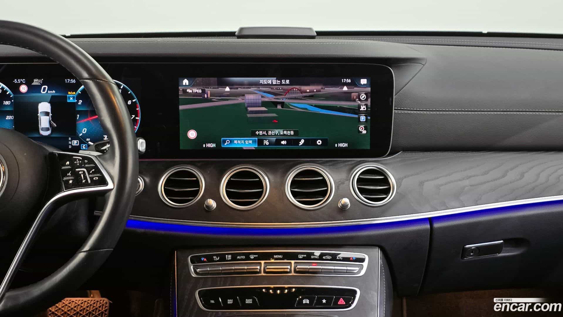 E-Class Mercedes-Benz 2022.11-OPTION-018