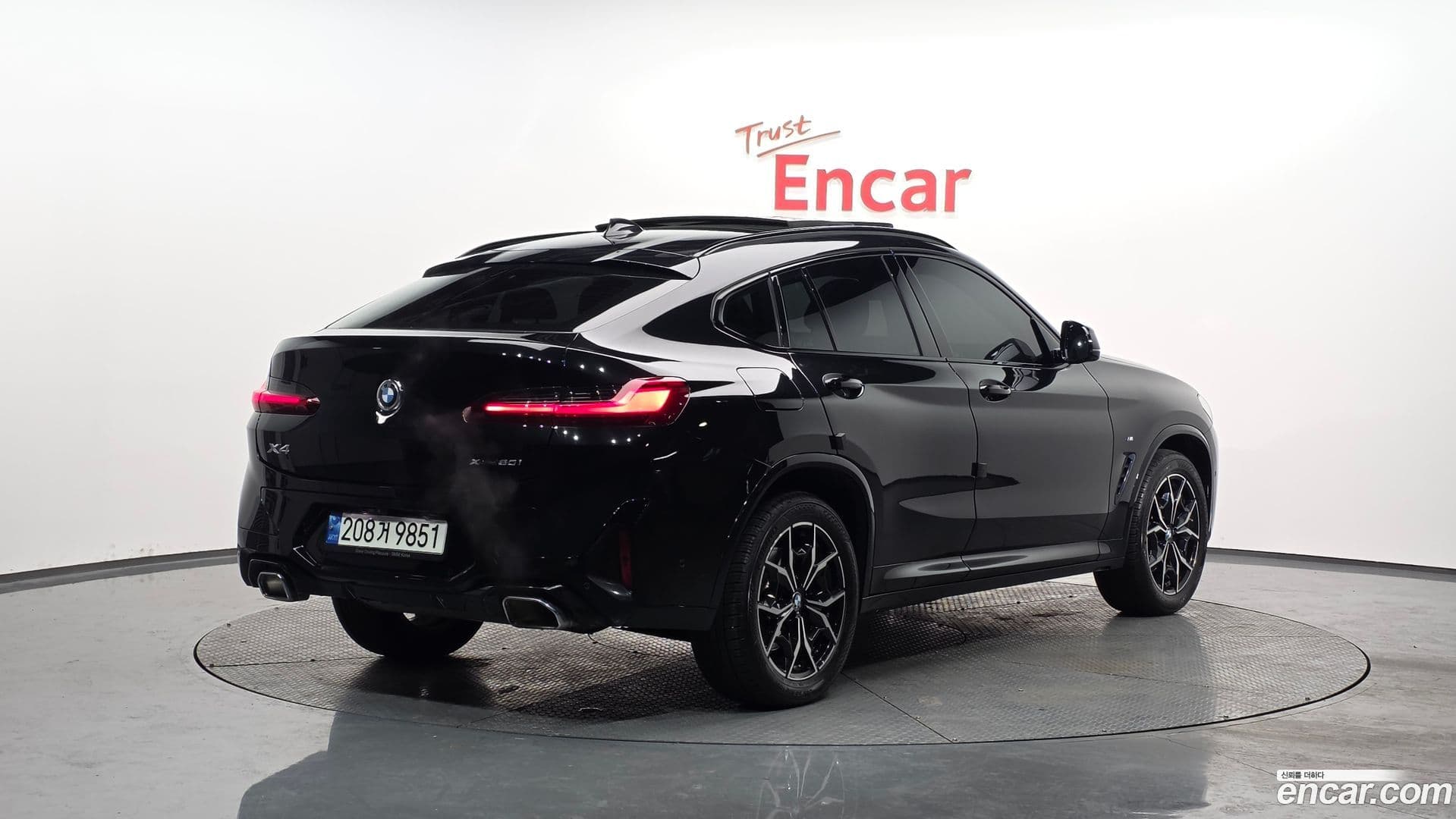 Main__Slider__Photo:X4 BMW 2022.2-1