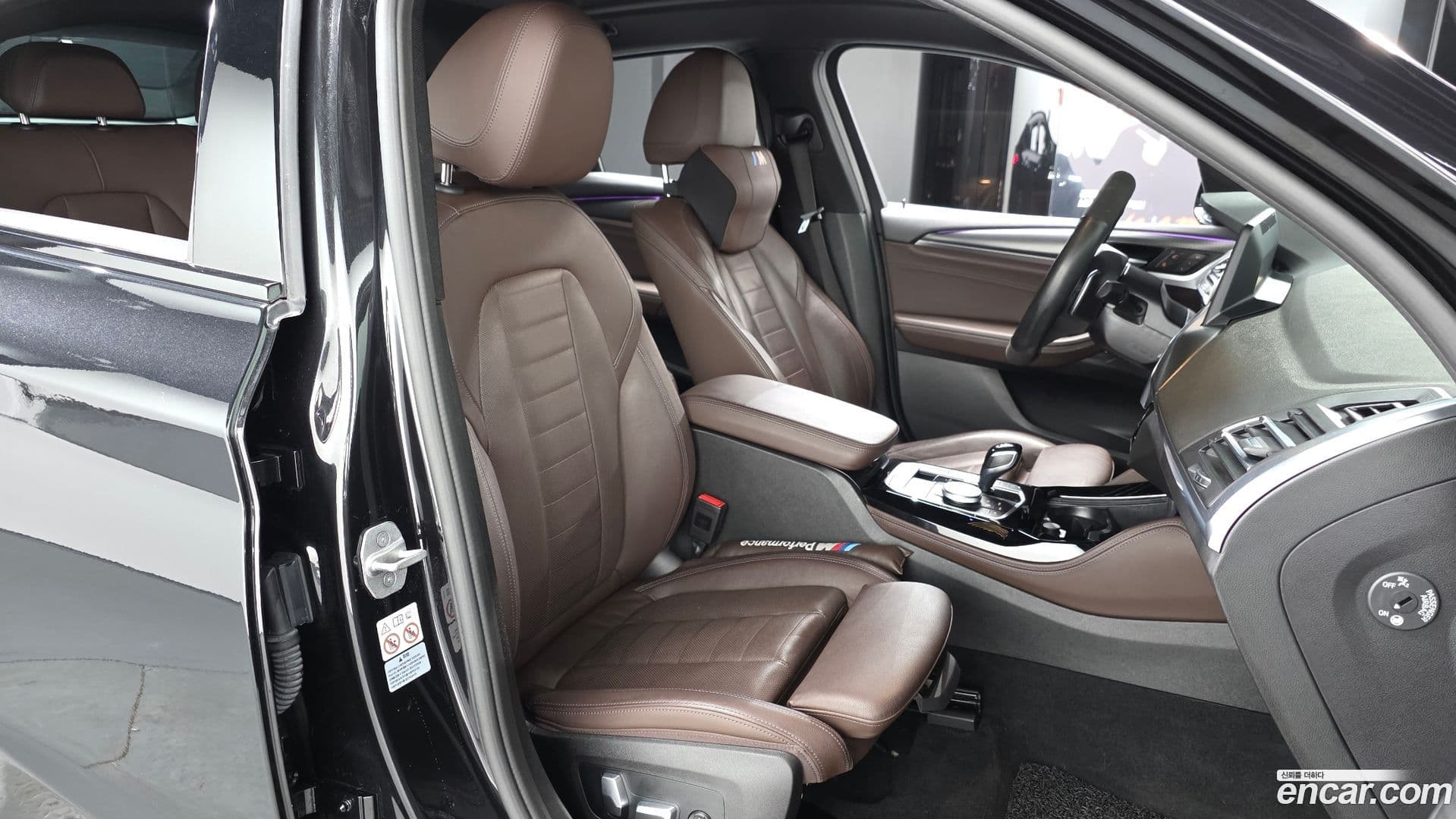 Main__Slider__Photo:X4 BMW 2022.2-9