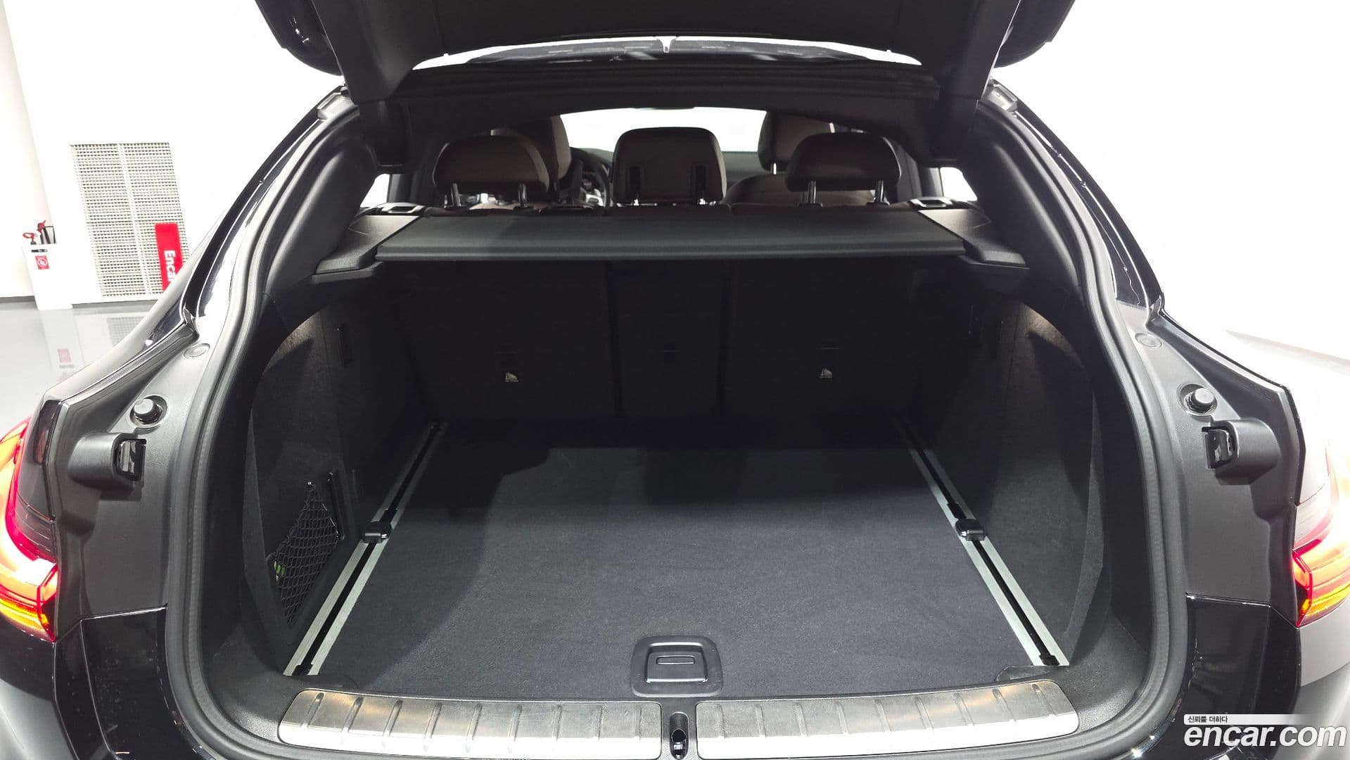 Main__Slider__Photo:X4 BMW 2022.2-19