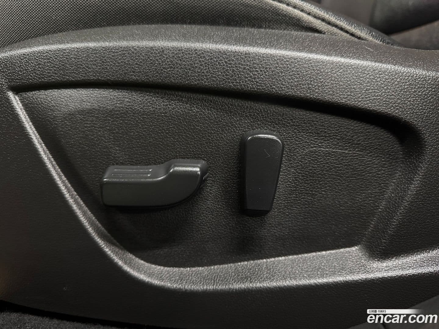 Main__Slider__Photo:XM3 Renault-KoreaSamsung 2020.2-15