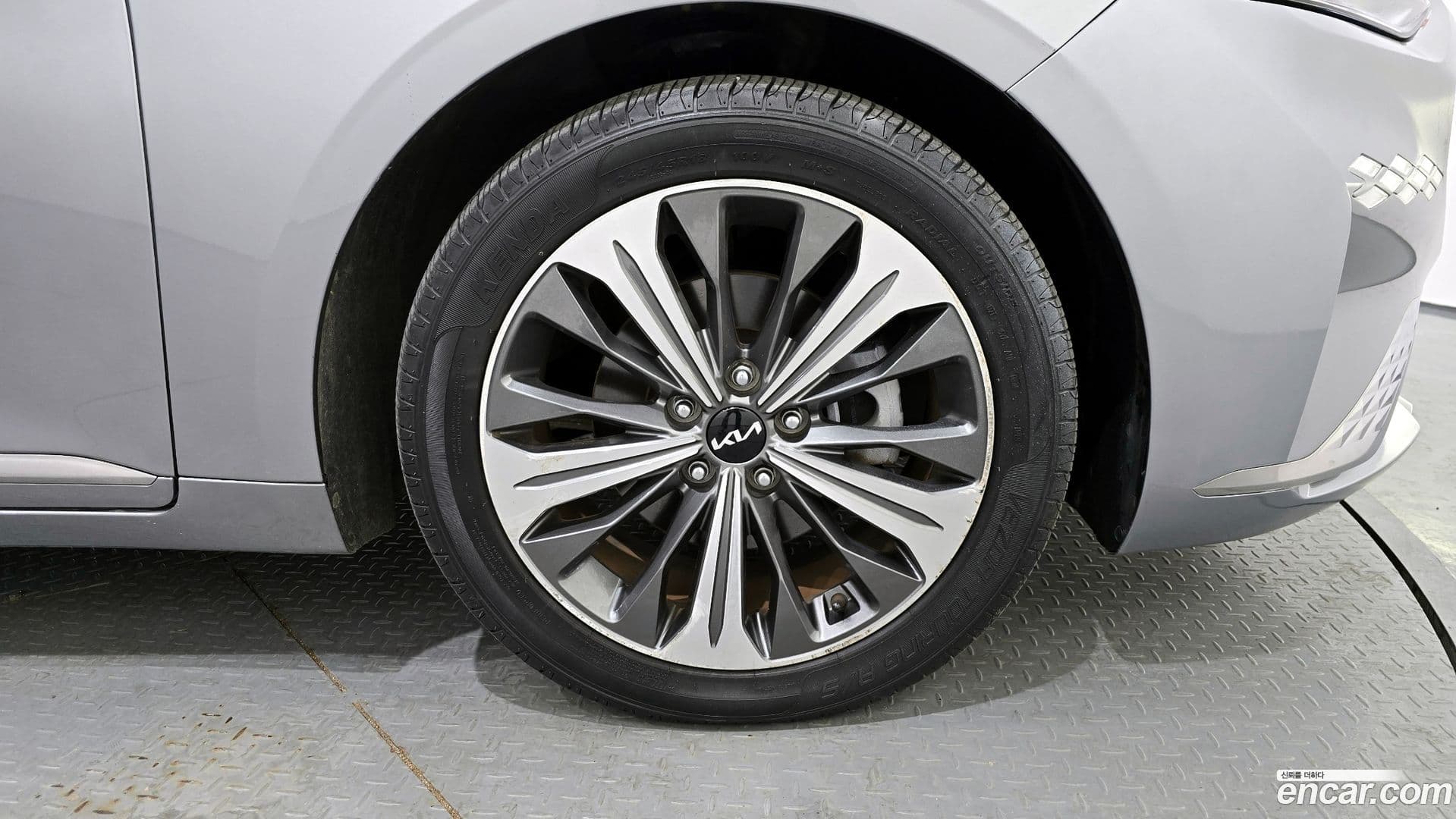 Main__Slider__Photo:K8 Kia 2021.9-4