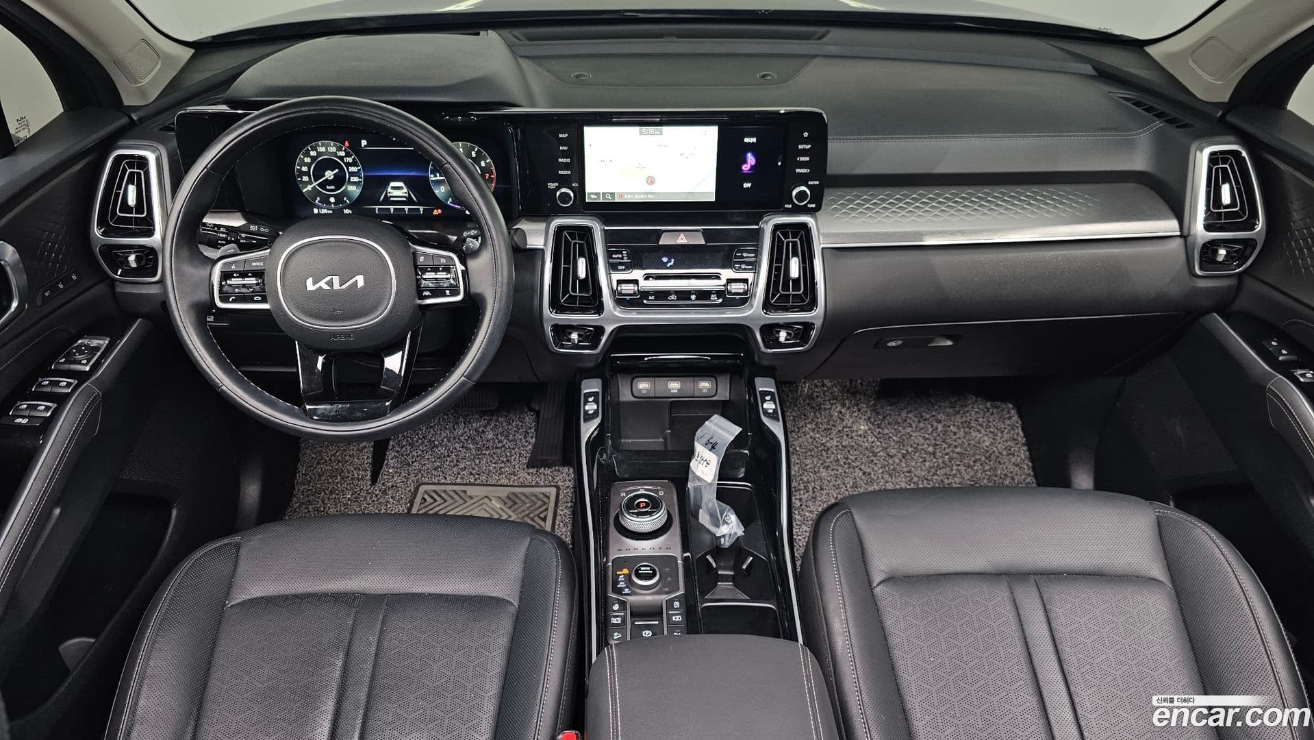 Main__Slider__Photo:Sorento Kia 2023.7-6