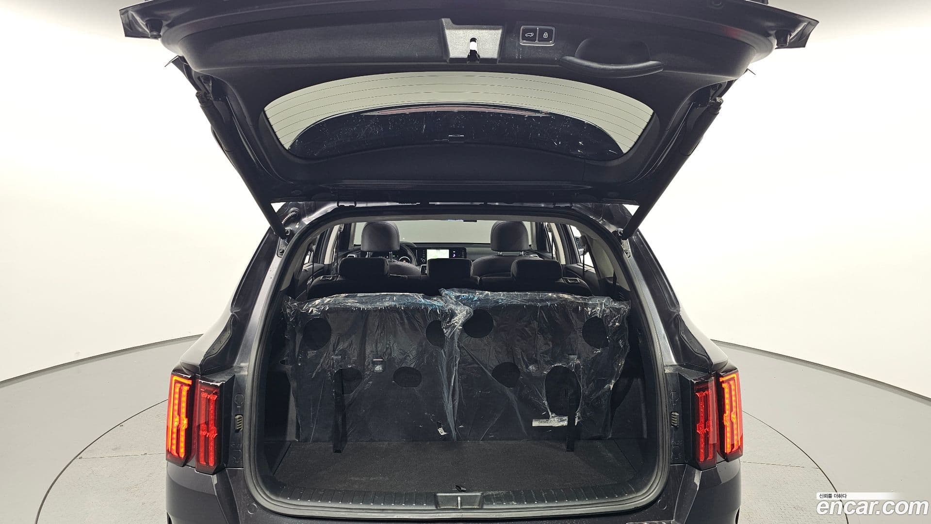 Main__Slider__Photo:Sorento Kia 2023.7-19