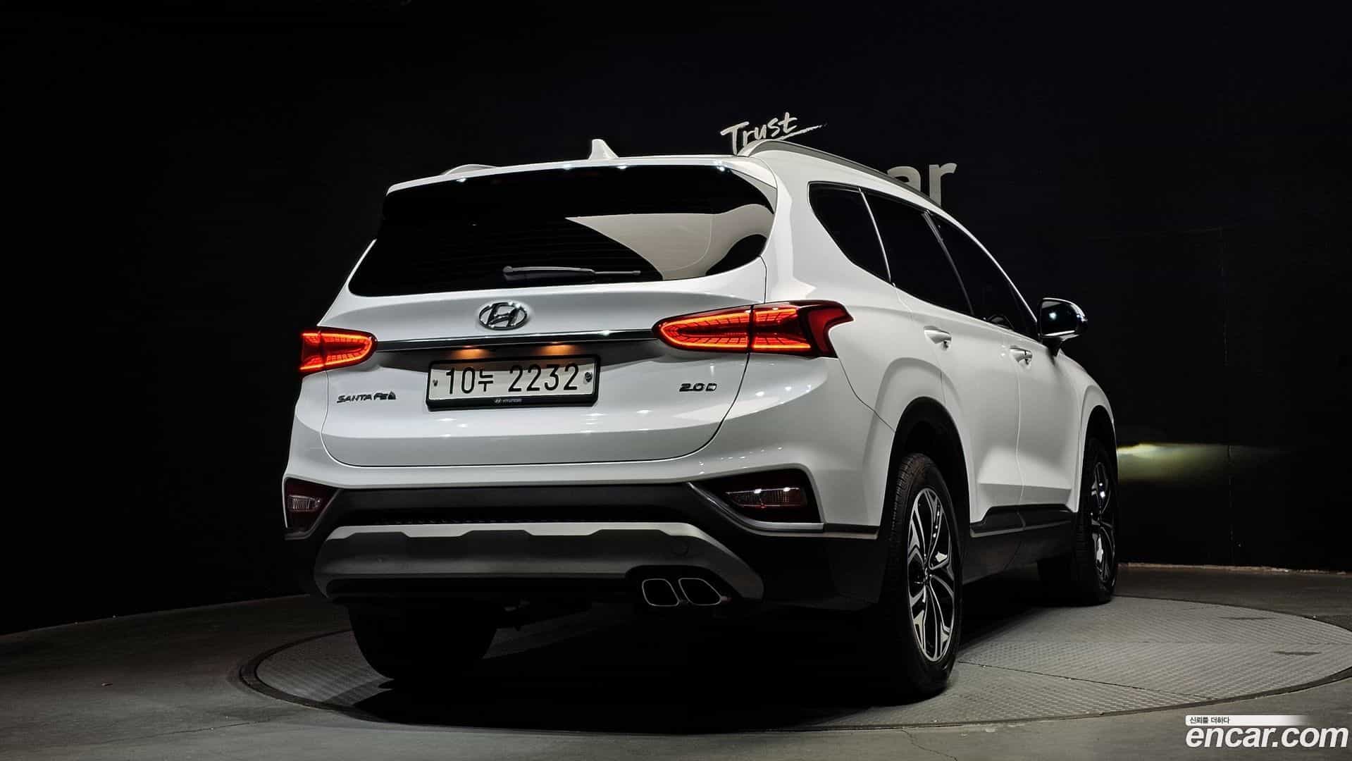 Santafe Hyundai 2018.7-OUTER-002