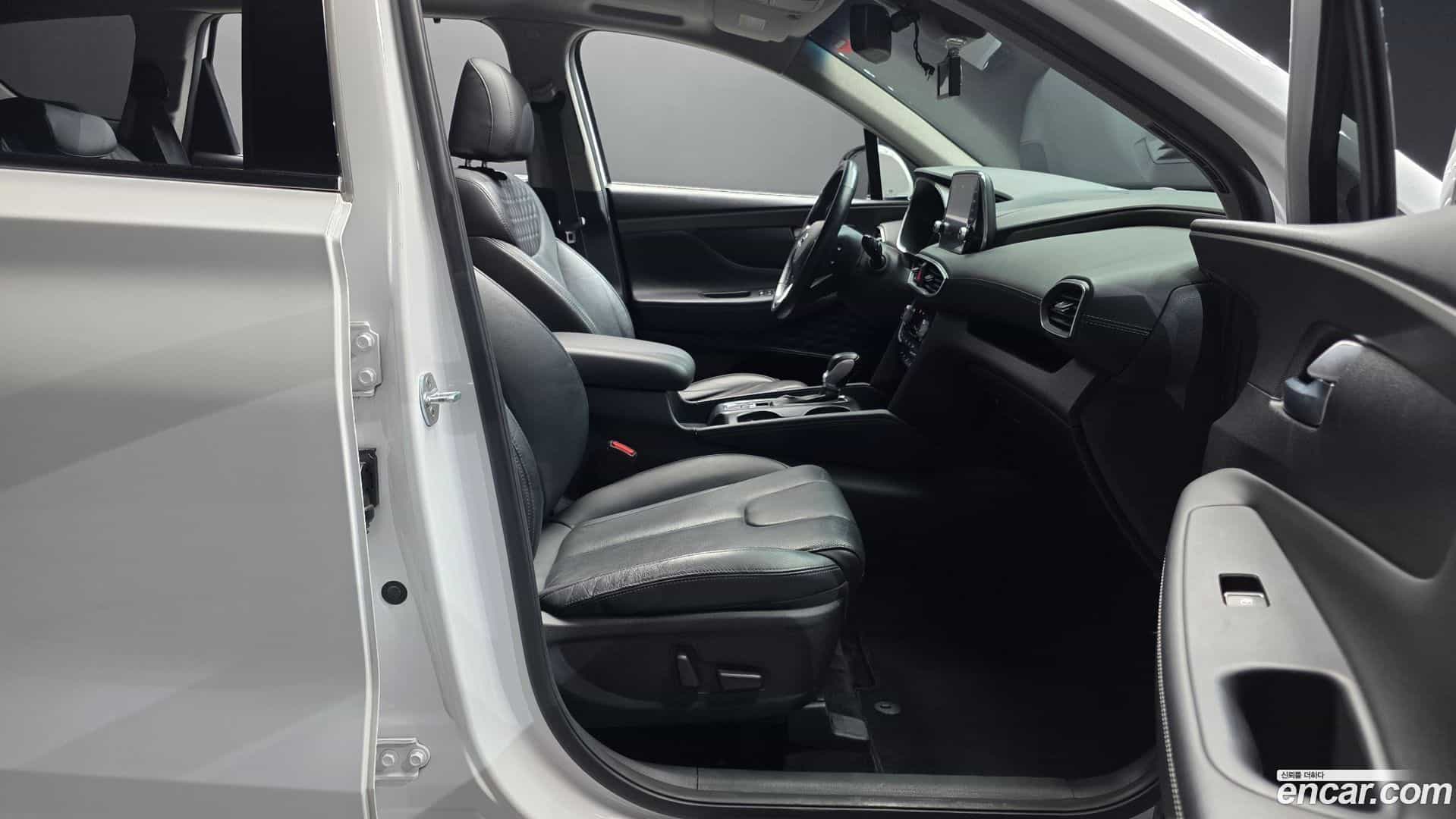 Santafe Hyundai 2018.7-INNER-010