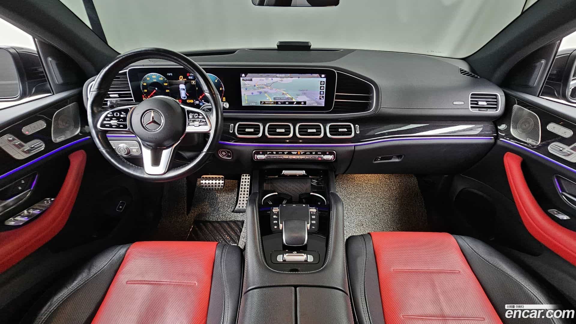 GLE-Class Mercedes-Benz 2023.2-INNER-007