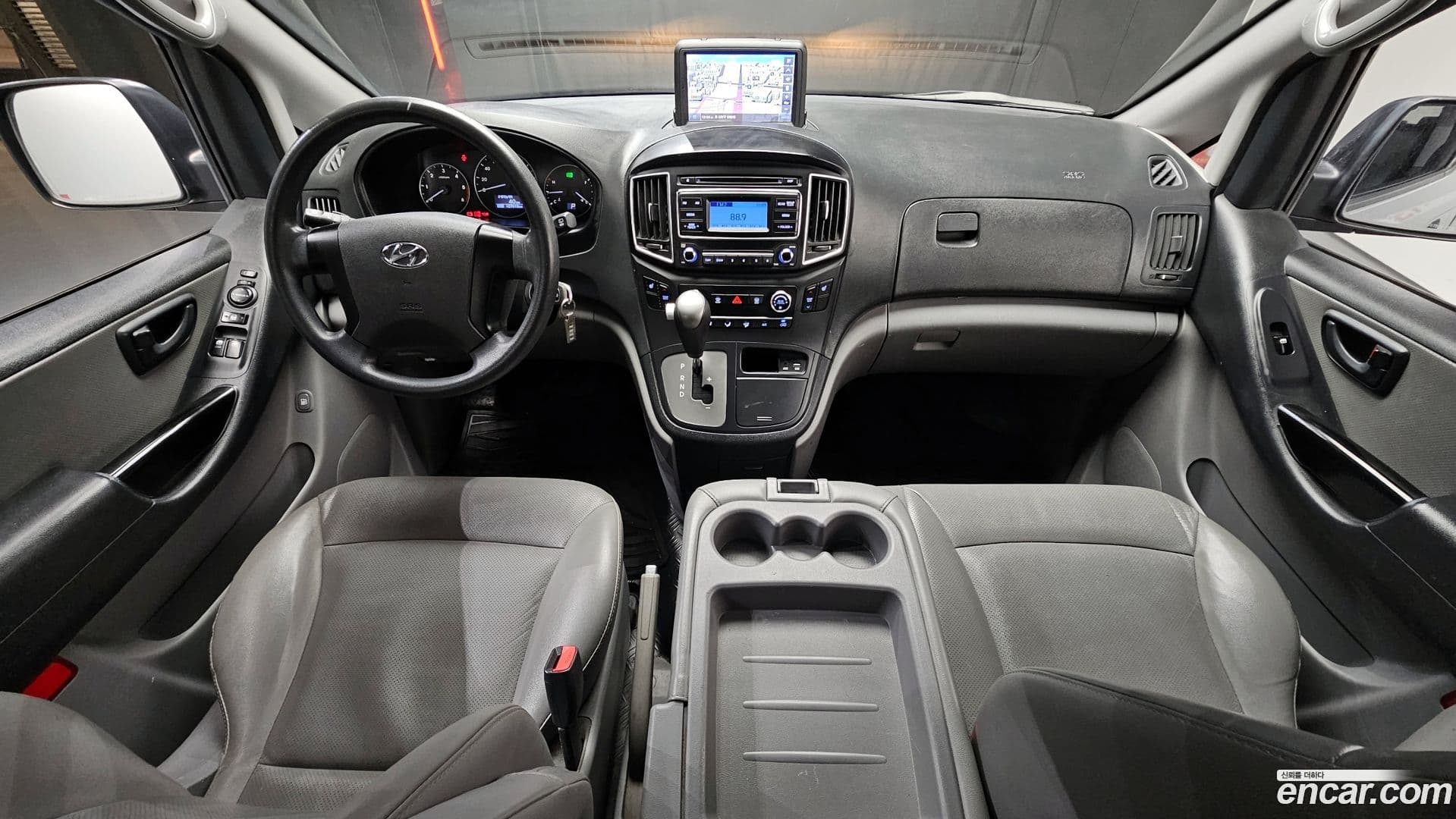 Main__Slider__Photo:Starex Hyundai 2018.0-6