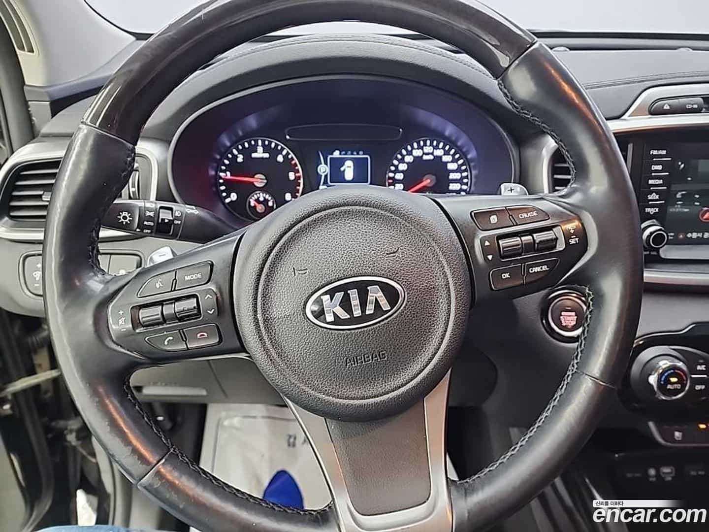 Sorento Kia 2017.0-INNER-009