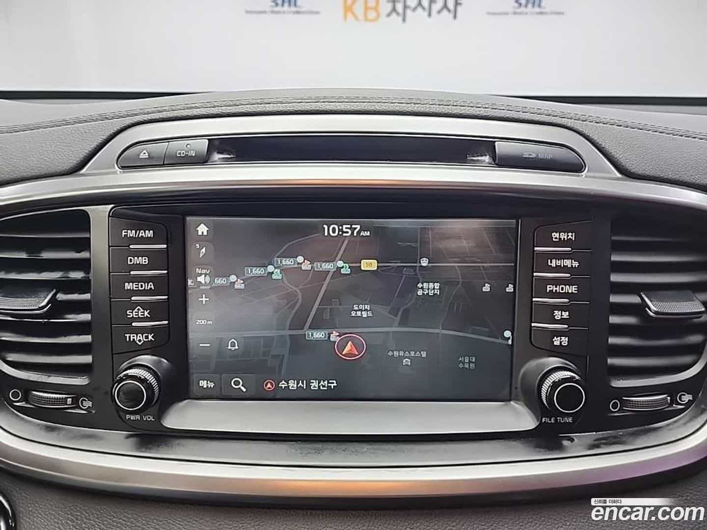 Sorento Kia 2017.0-OPTION-020