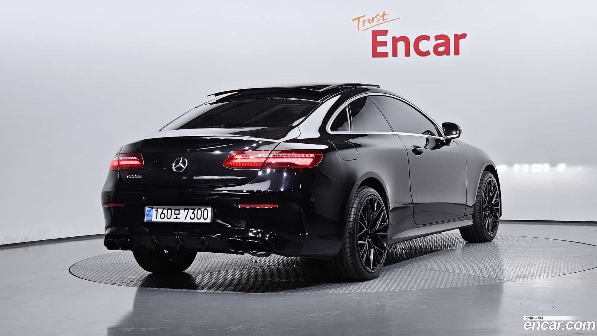 E-Class Mercedes-Benz 2017.10-OUTER-002