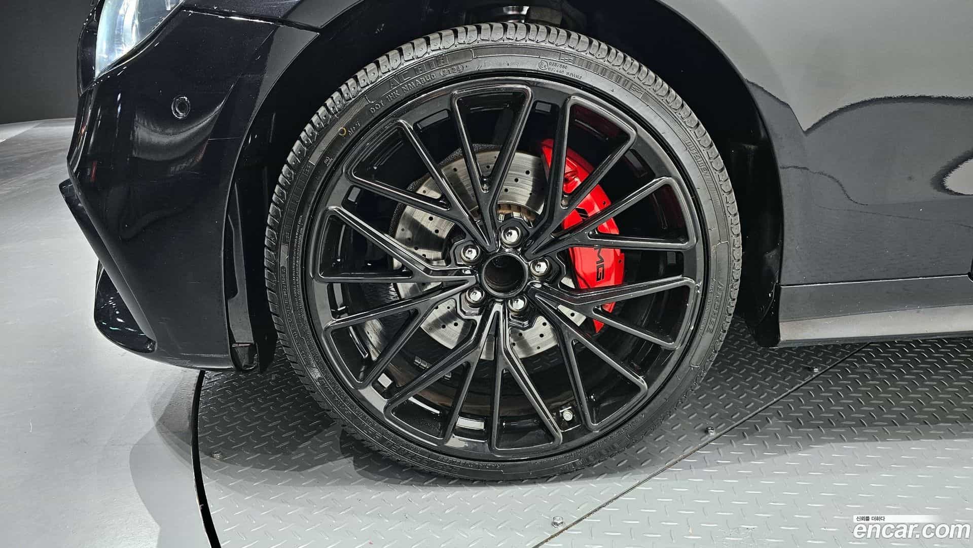 E-Class Mercedes-Benz 2017.10-OUTER-005