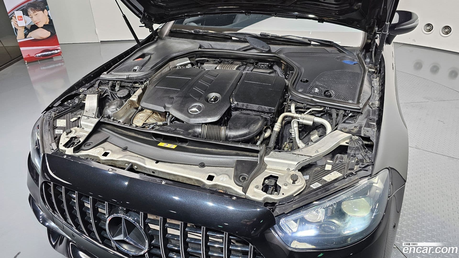 Main__Slider__Photo:E-Class Mercedes-Benz 2017.10-5