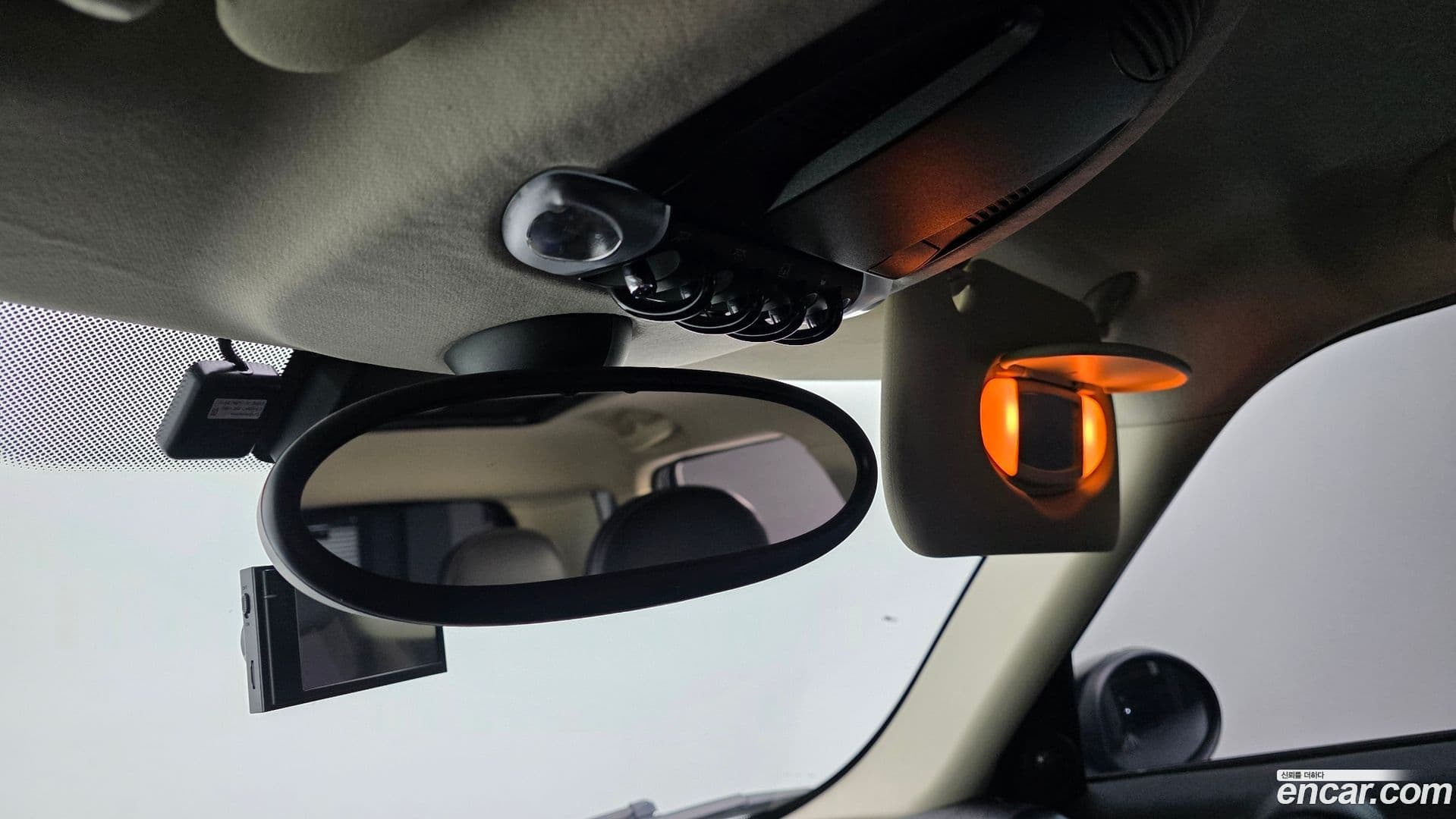 Main__Slider__Photo:Countryman Mini 2014.8-14