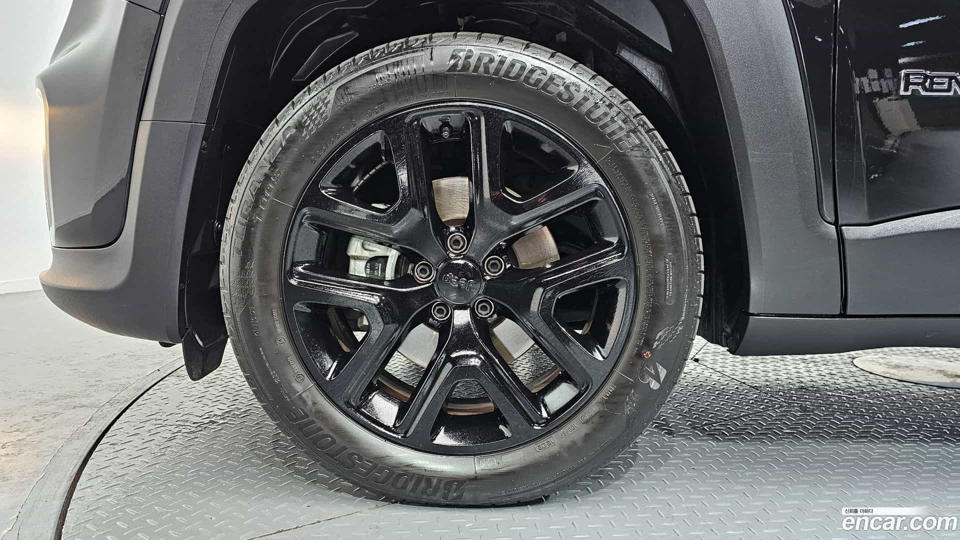 Renegade Jeep 2022.9-OUTER-005