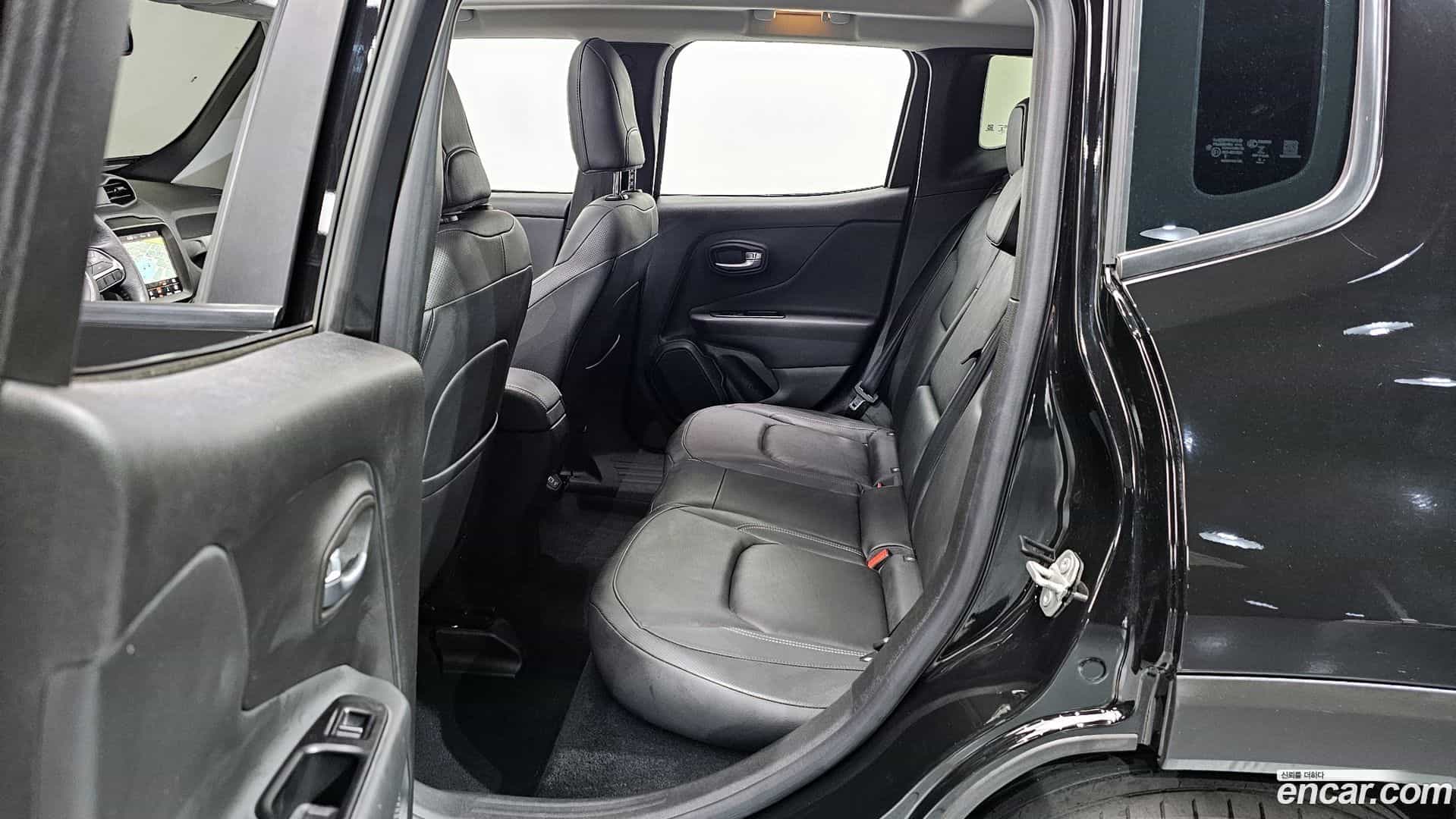 Renegade Jeep 2022.9-OPTION-016