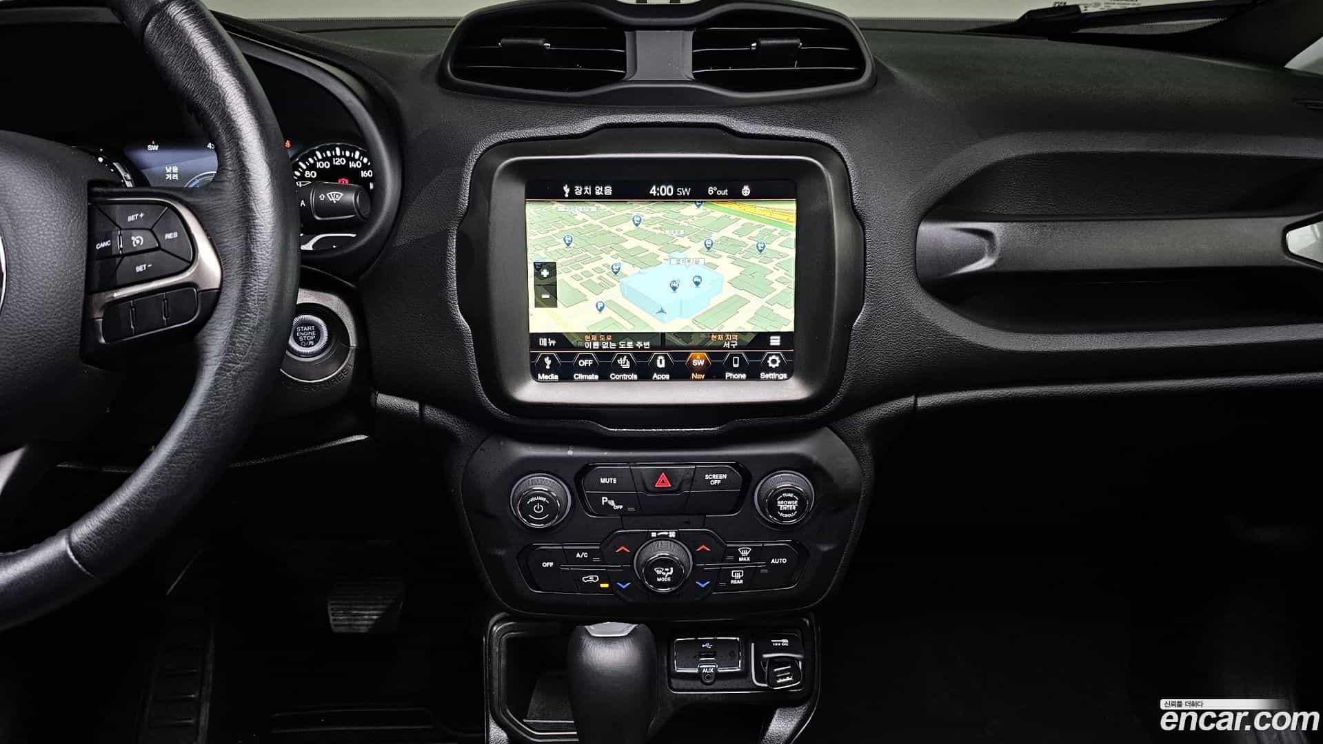 Renegade Jeep 2022.9-OPTION-020