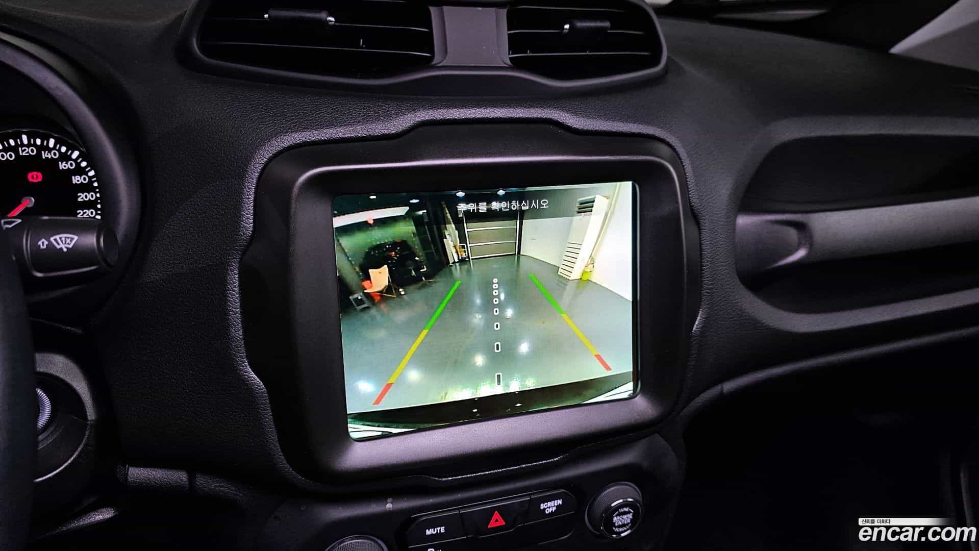 Renegade Jeep 2022.9-OPTION-021