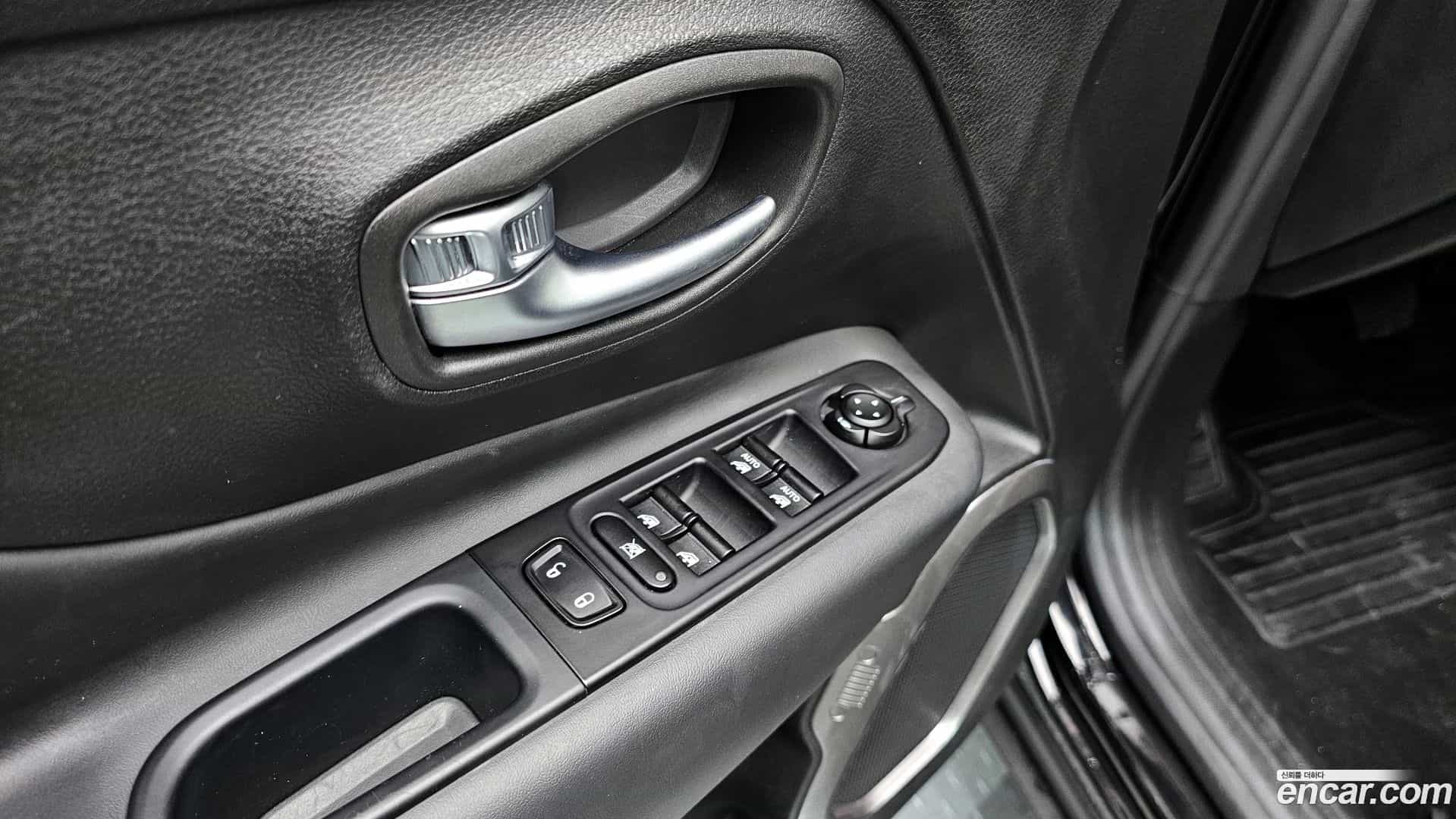 Renegade Jeep 2022.9-OPTION-022