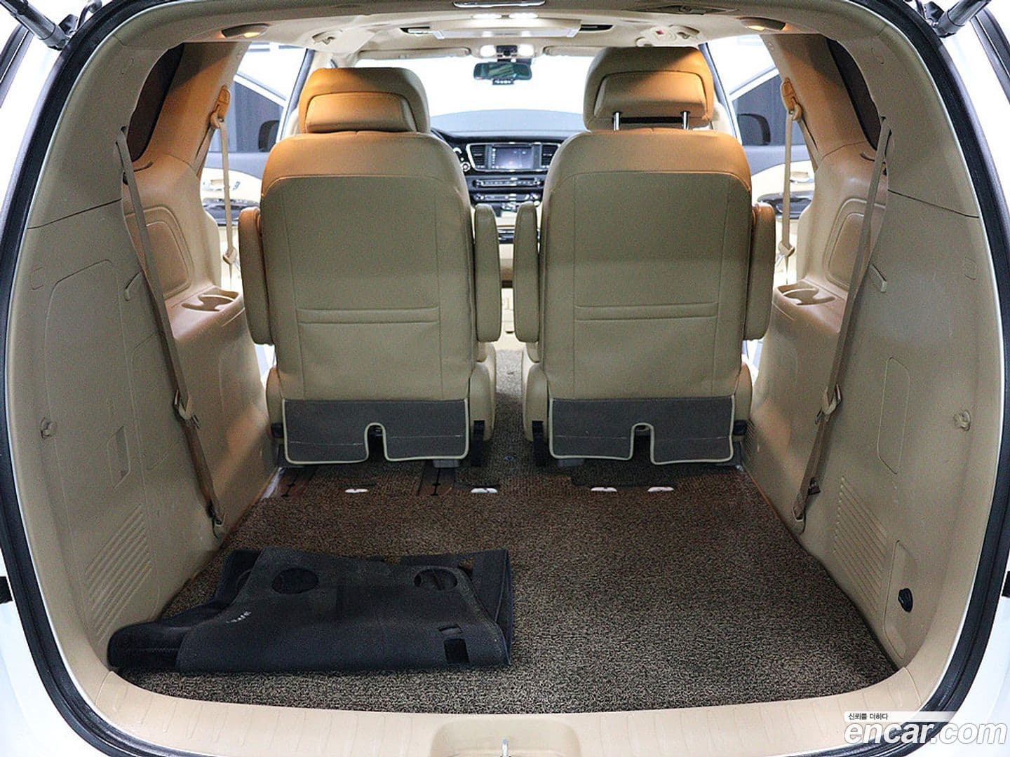 Main__Slider__Photo:Canival Kia 2018.1-4