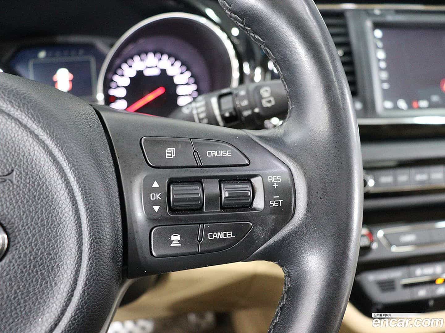 Canival Kia 2018.1-INNER-007