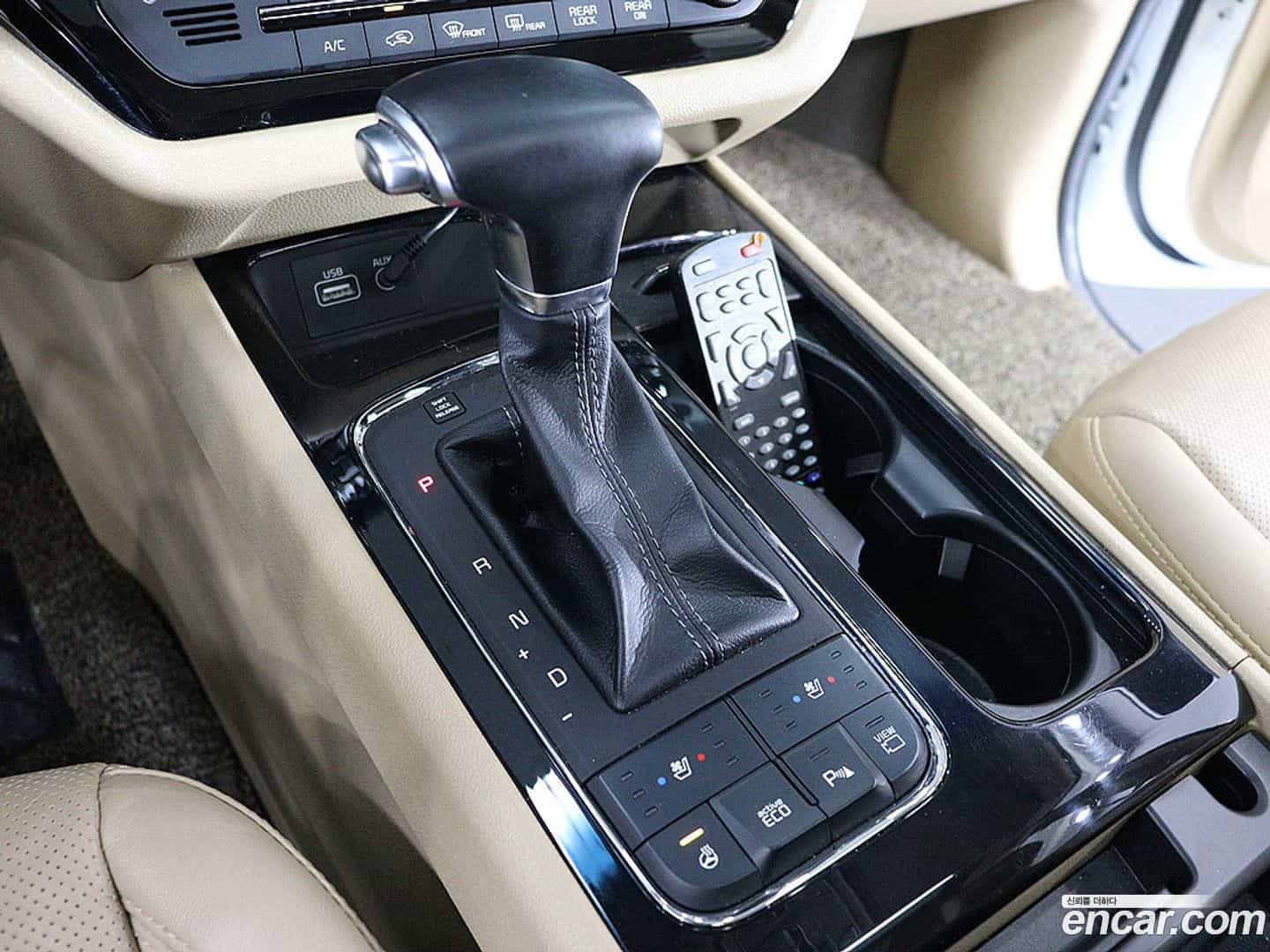 Canival Kia 2018.1-INNER-009