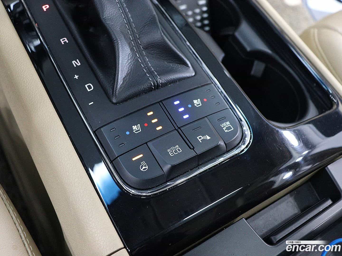 Canival Kia 2018.1-INNER-010