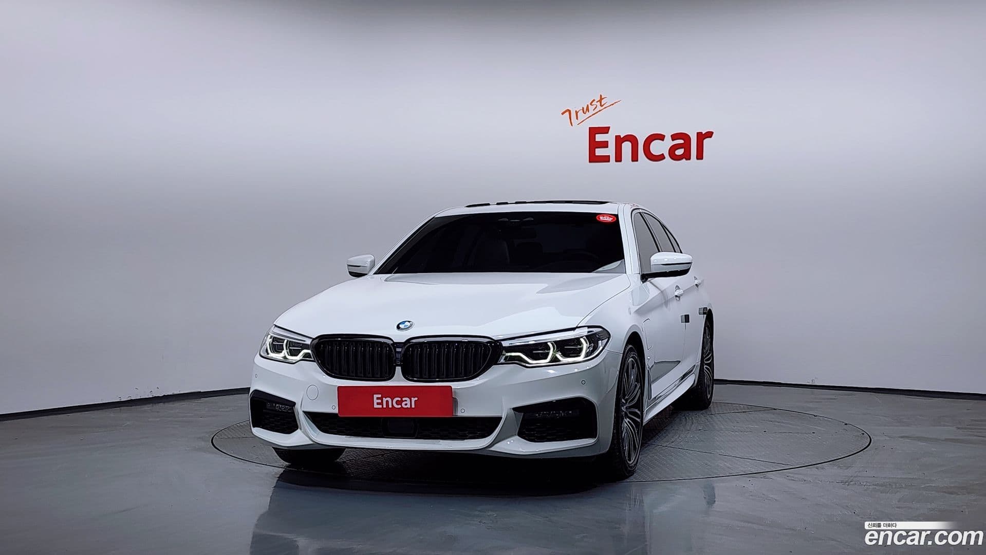 Main__Slider__Photo:5-Series BMW 2020.9-2