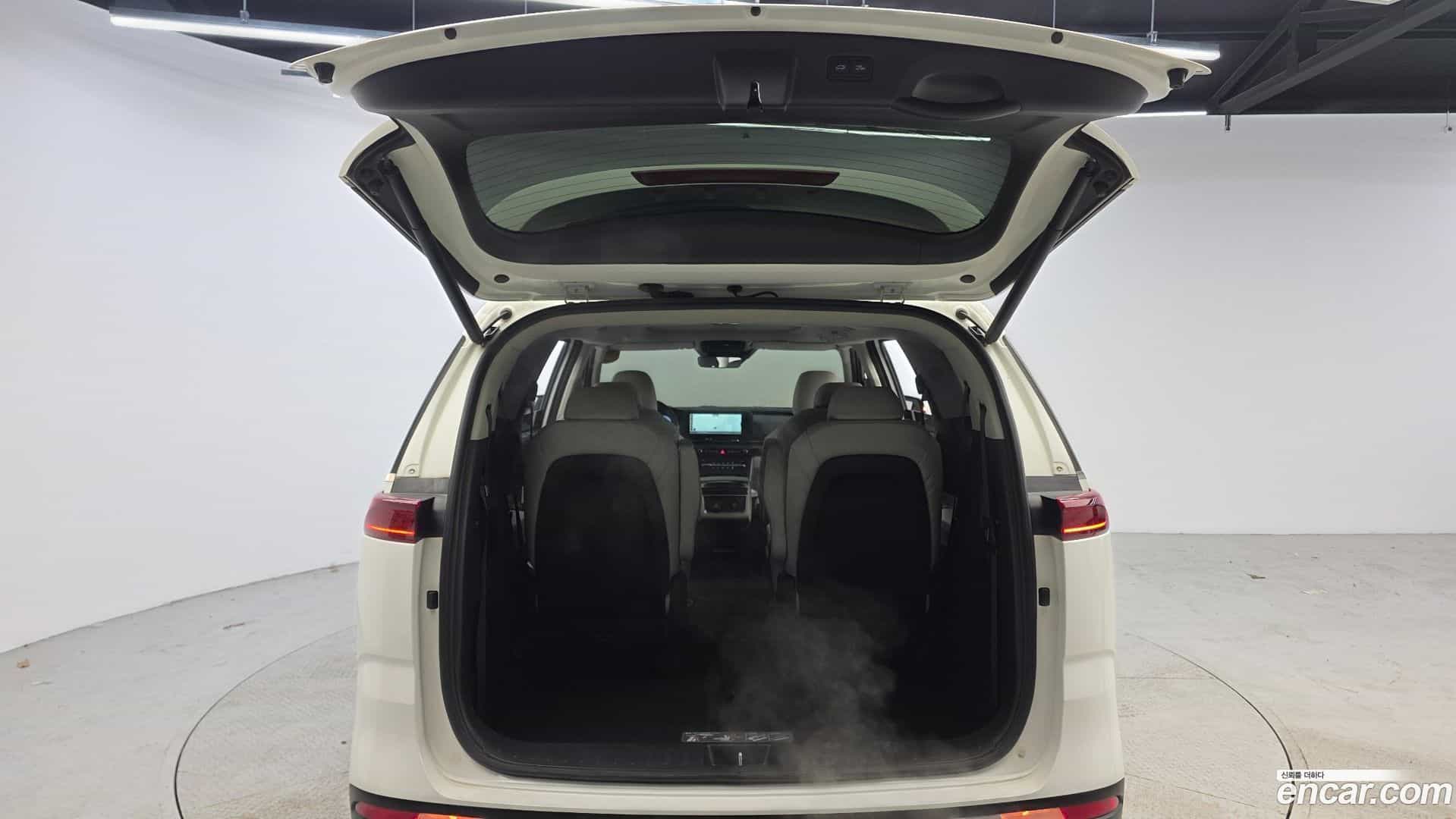 Canival Kia 2023.2-OPTION-024