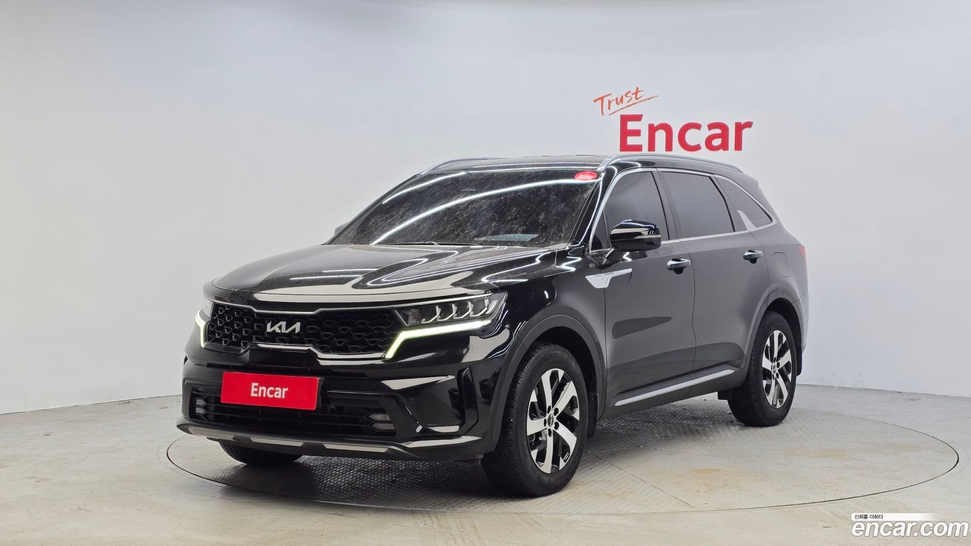 Main__Slider__Photo:Sorento Kia 2022.1-0