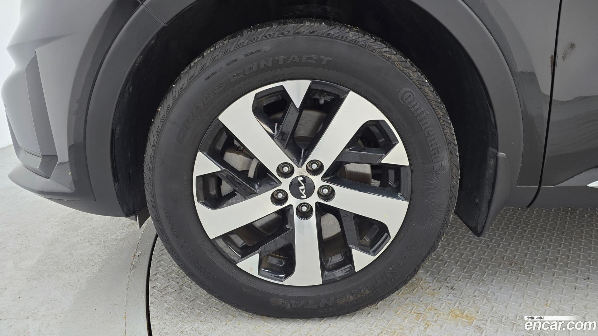 Main__Slider__Photo:Sorento Kia 2022.1-4