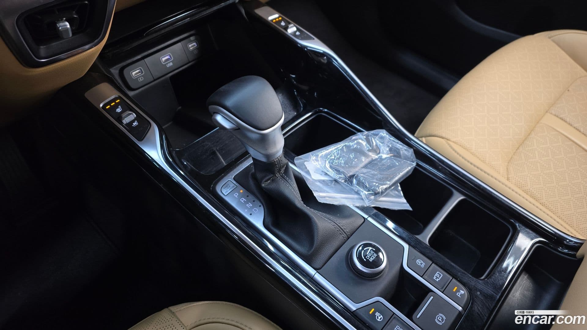 Main__Slider__Photo:Sorento Kia 2022.1-8