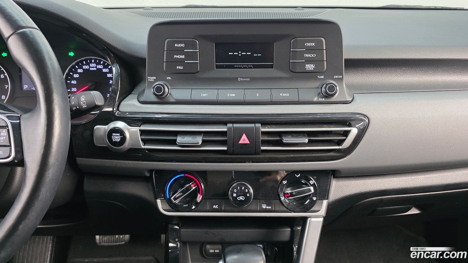 Main__Slider__Photo:Seltos Kia 2022.2-13