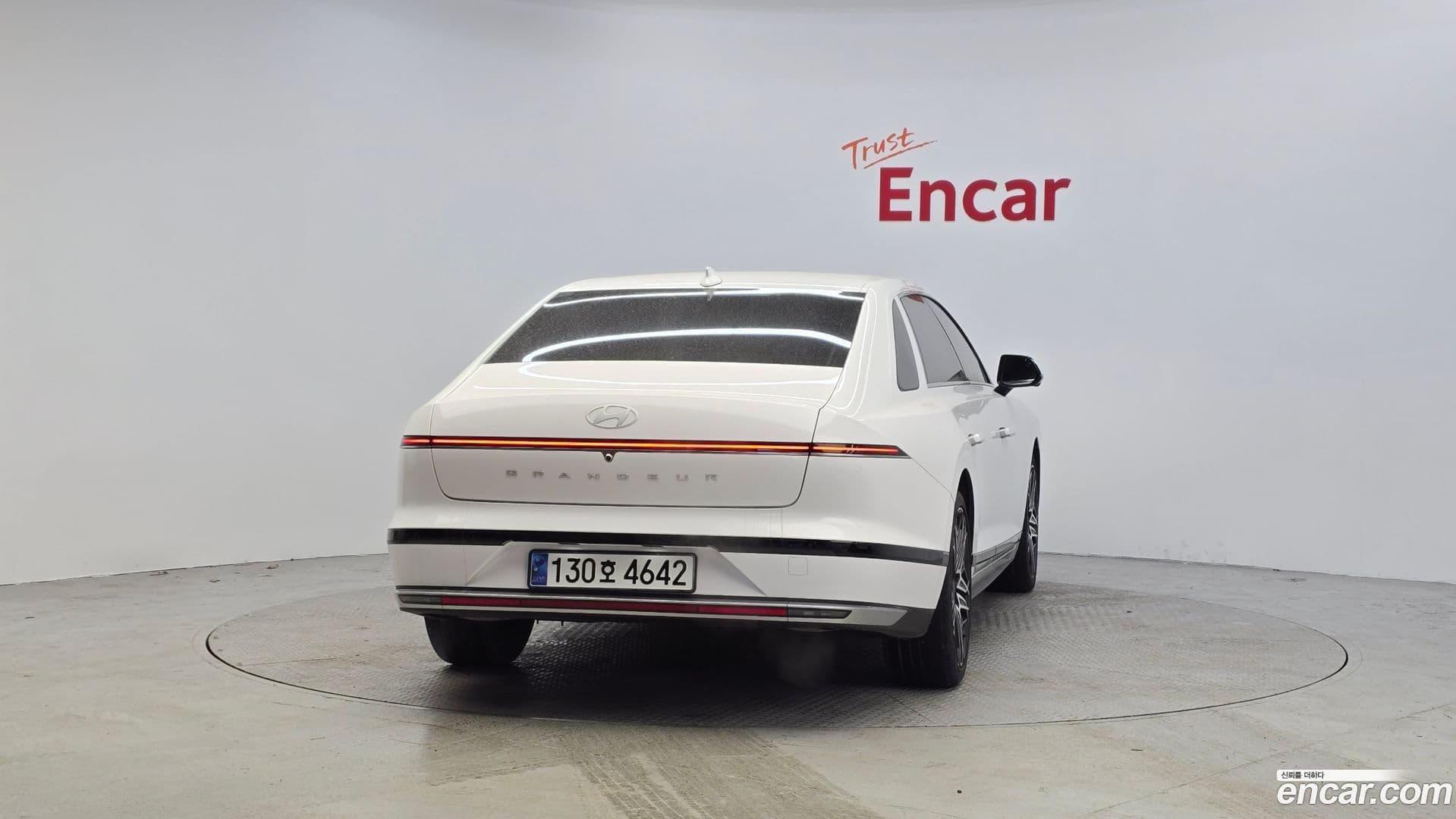 Main__Slider__Photo:Grandeur Hyundai 2023.8-3