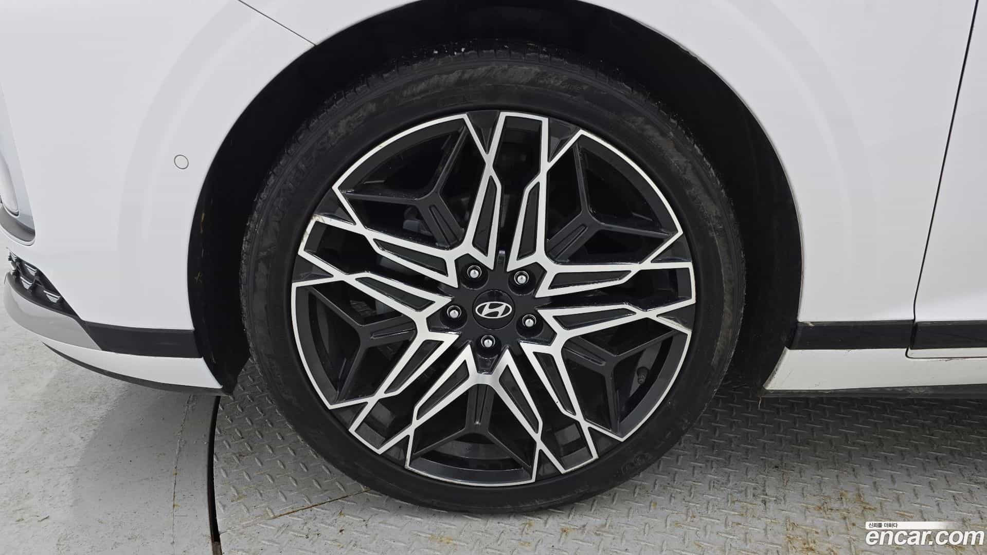 Grandeur Hyundai 2023.8-OUTER-005