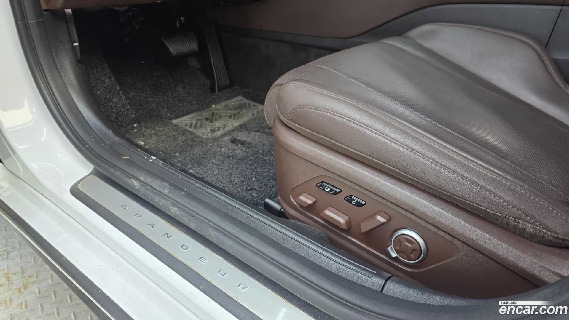 Grandeur Hyundai 2023.8-OPTION-022