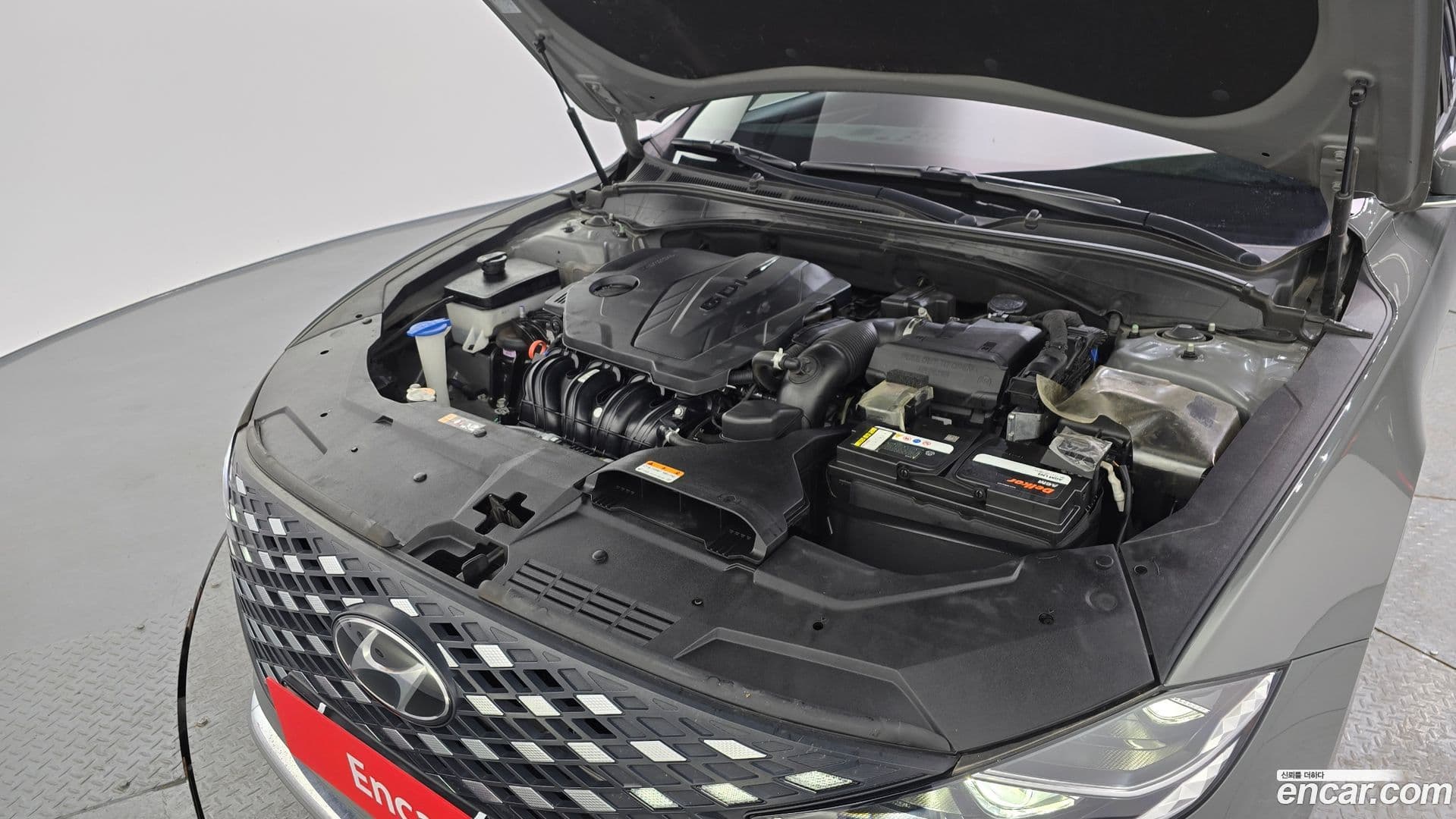 Main__Slider__Photo:Grandeur Hyundai 2020.2-5