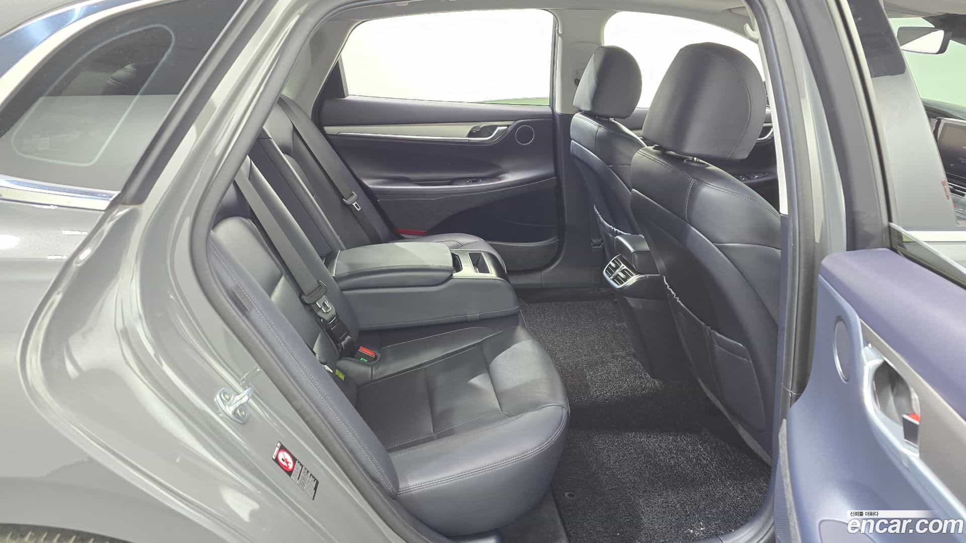 Grandeur Hyundai 2020.2-OPTION-016