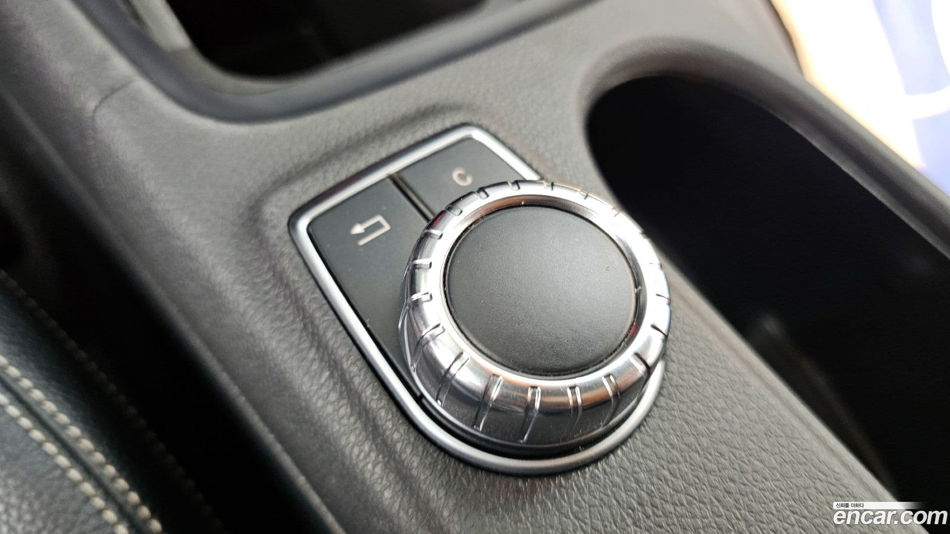 Main__Slider__Photo:A-Class Mercedes-Benz 2014.2-17