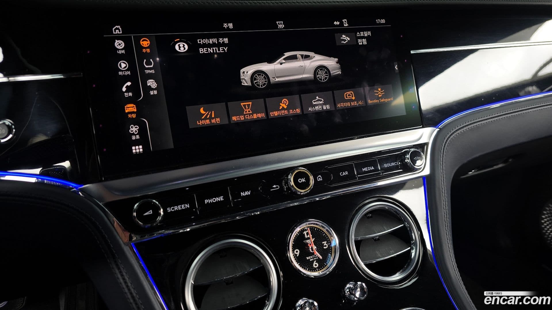 Main__Slider__Photo:Continental Bentley 2019.3-15