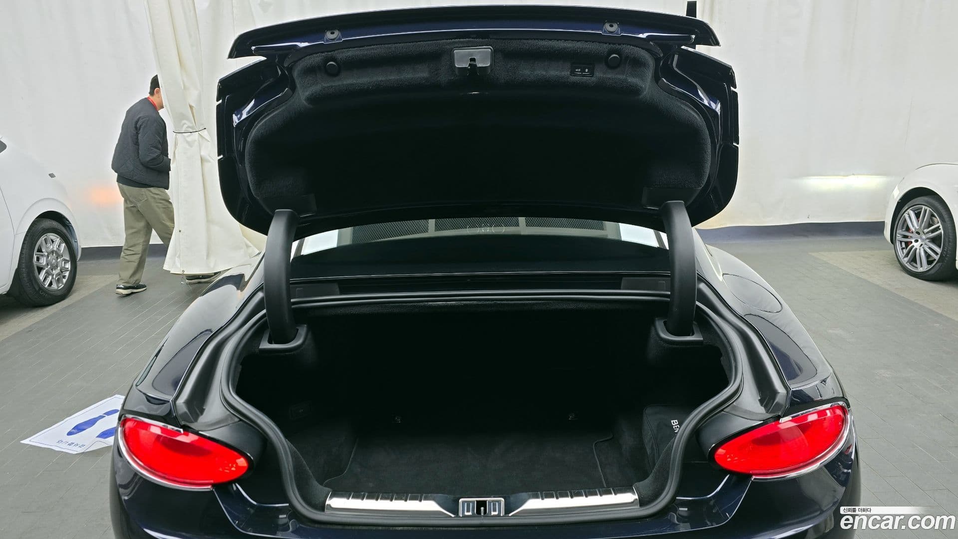 Main__Slider__Photo:Continental Bentley 2019.3-19