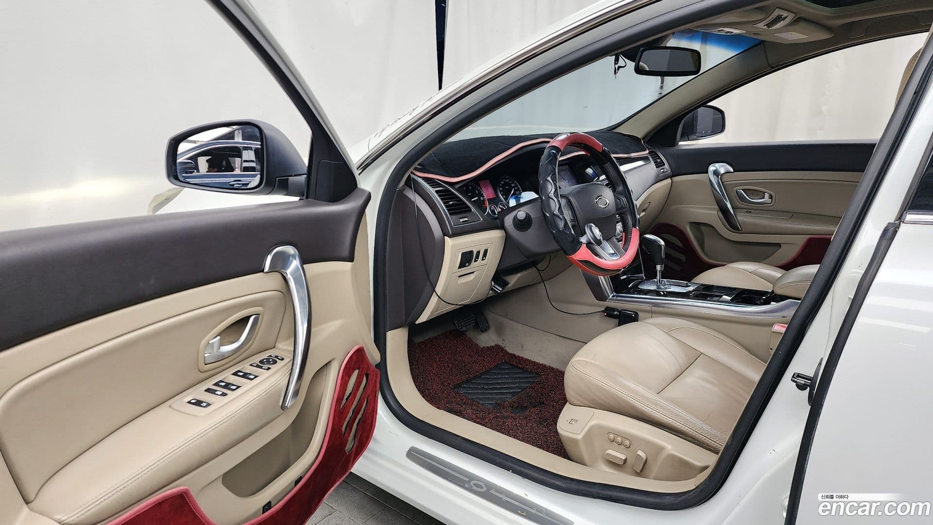 Main__Slider__Photo:SM5 Renault-KoreaSamsung 2012.0-9