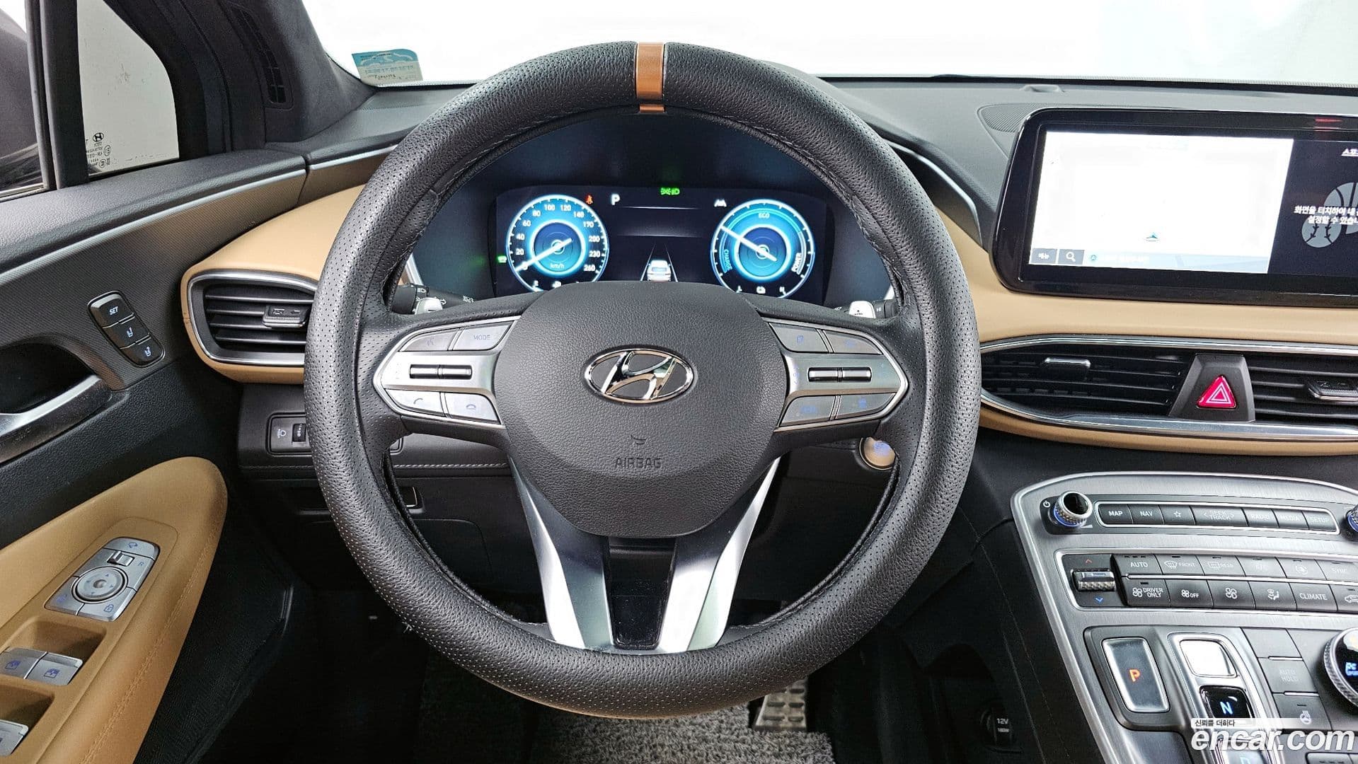 Main__Slider__Photo:Santafe Hyundai 2023.2-12