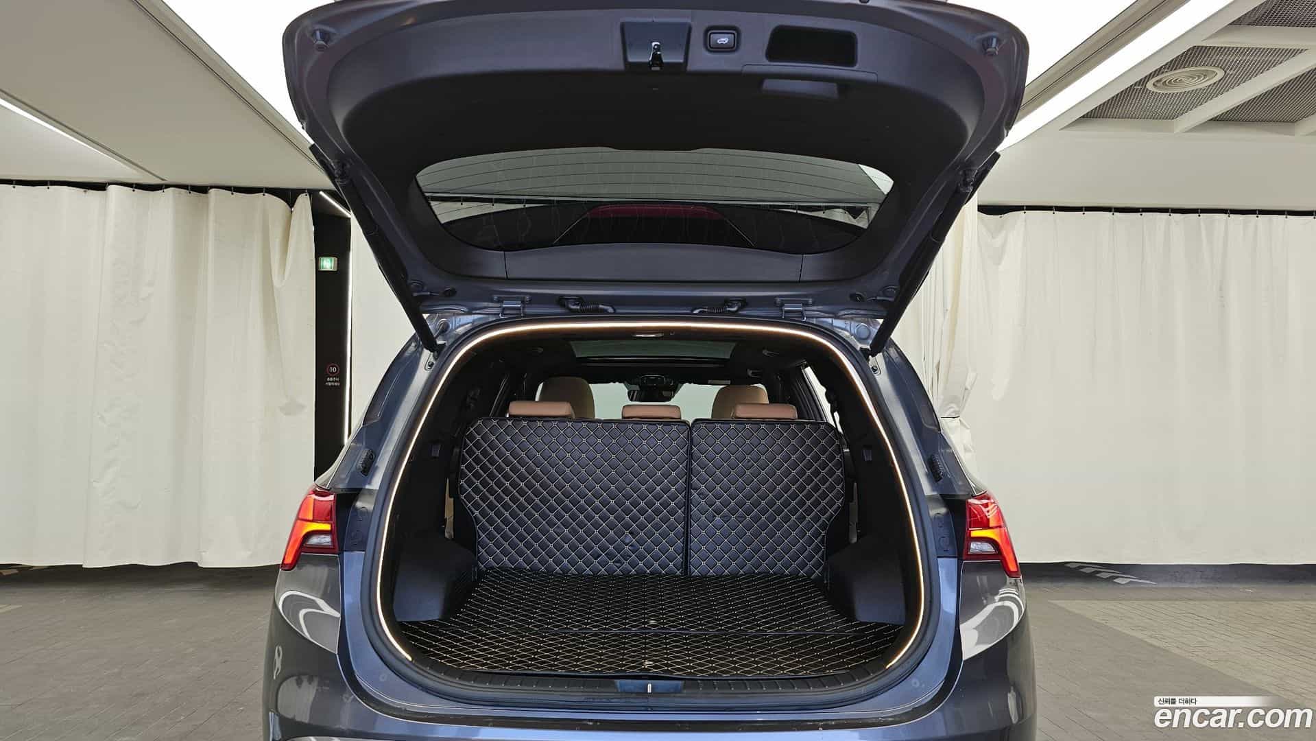 Santafe Hyundai 2023.2-OPTION-024