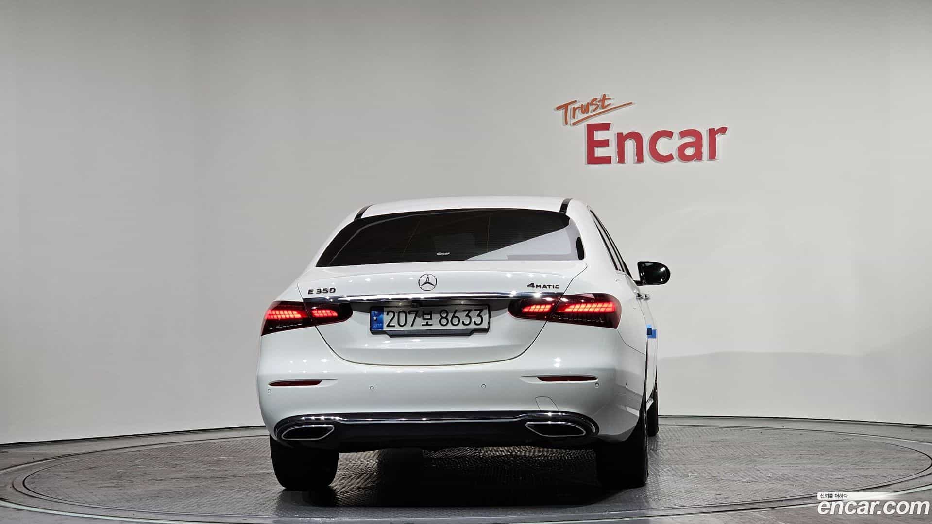 E-Class Mercedes-Benz 2022.4-OUTER-004