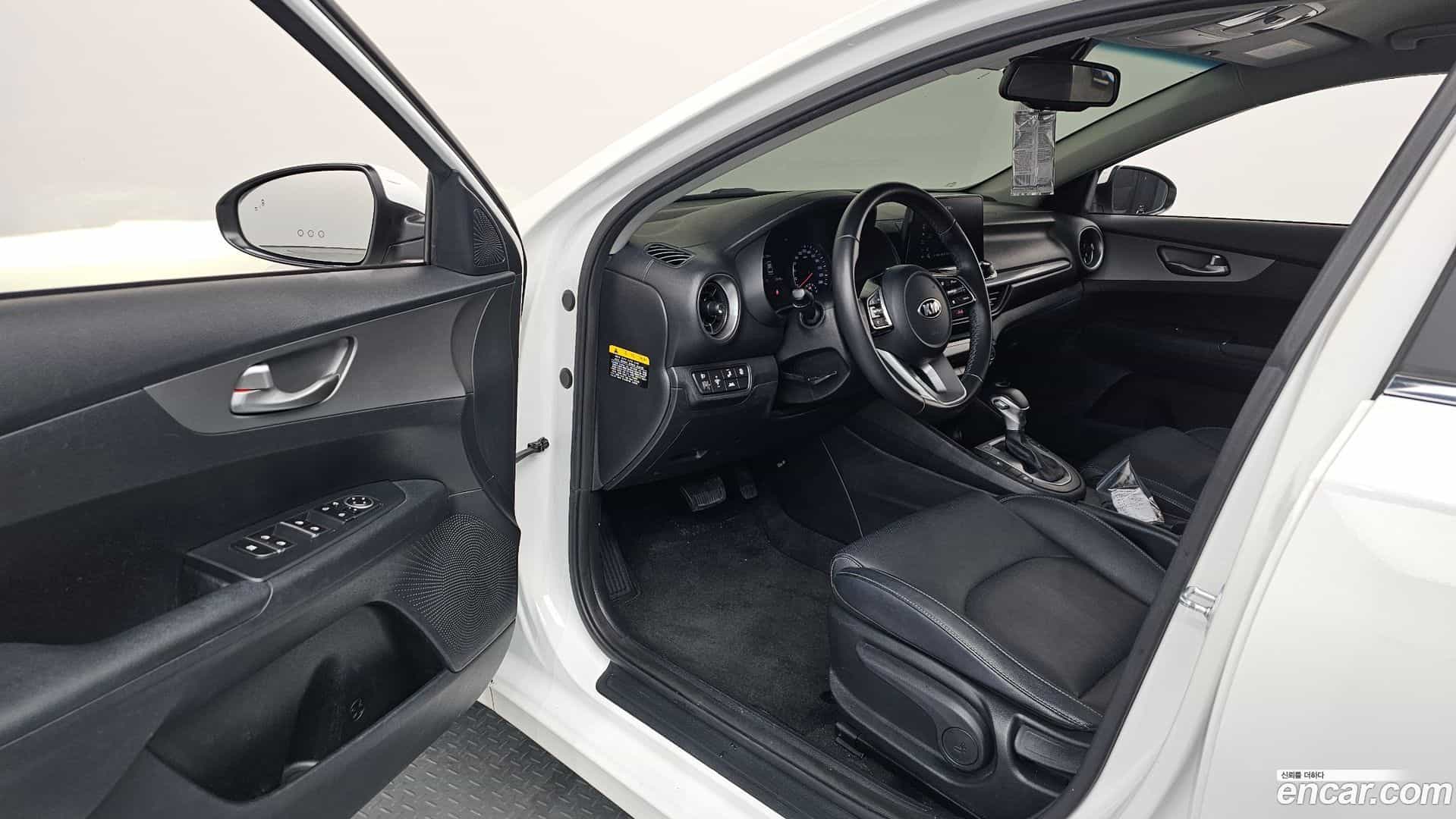 K3 Kia 2021.1-INNER-010