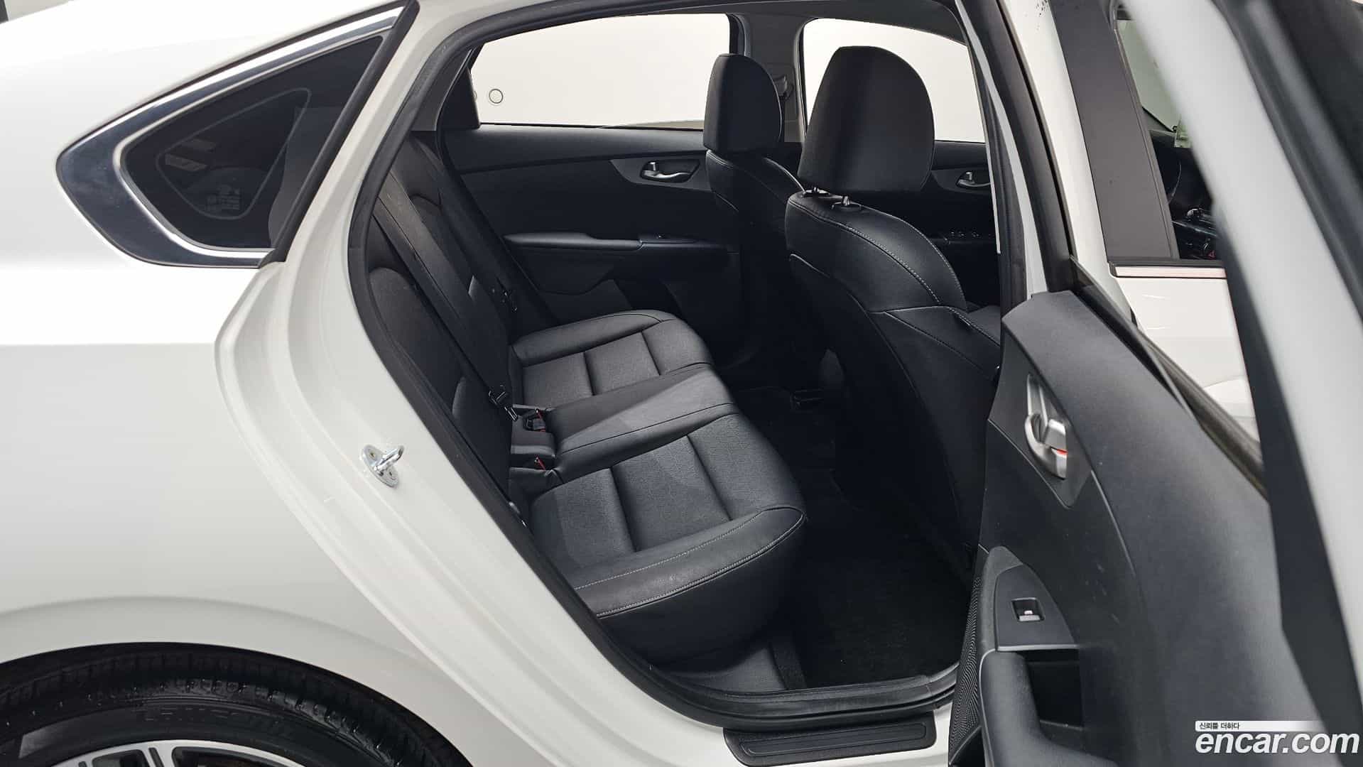 K3 Kia 2021.1-OPTION-016