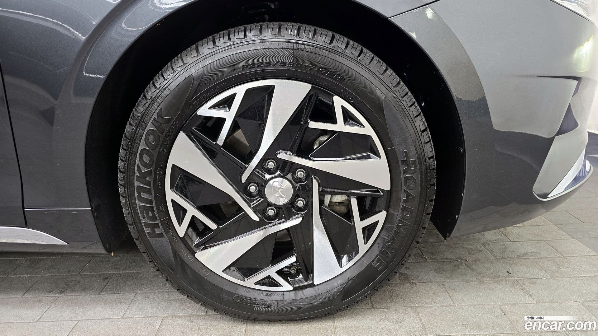 Main__Slider__Photo:Grandeur Hyundai 2021.6-4