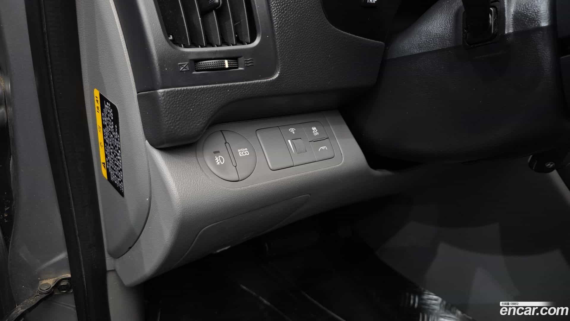 Starex Hyundai 2017.7-OPTION-019